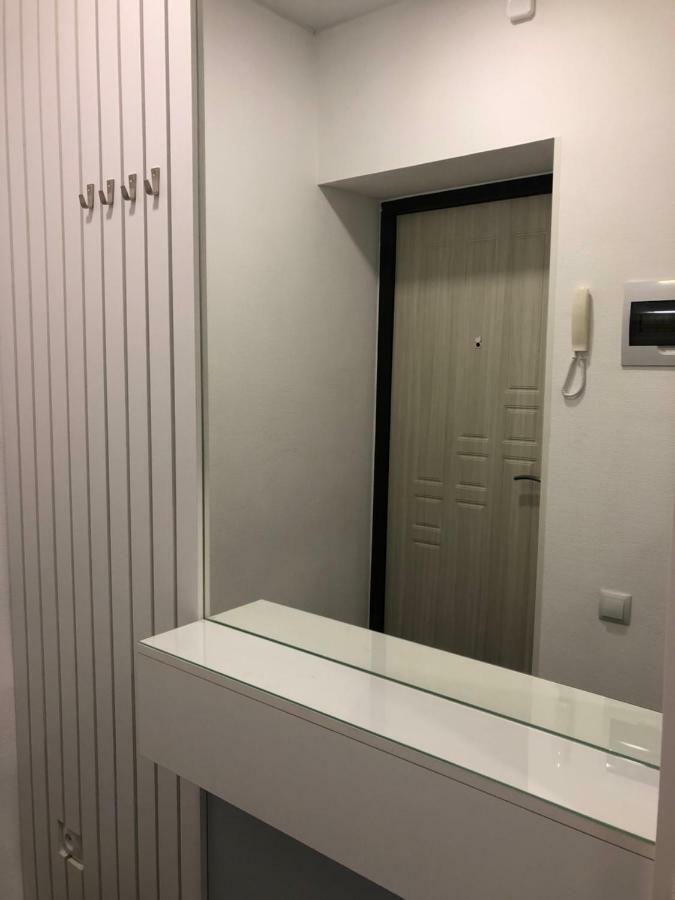 Студия "Loft" Lägenhet Pavlodar Exteriör bild